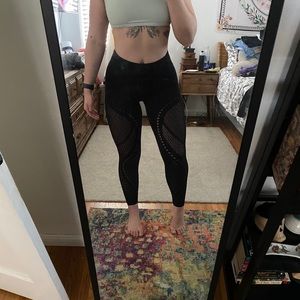 Lululemon Mesh Reveal Tights 28” HR